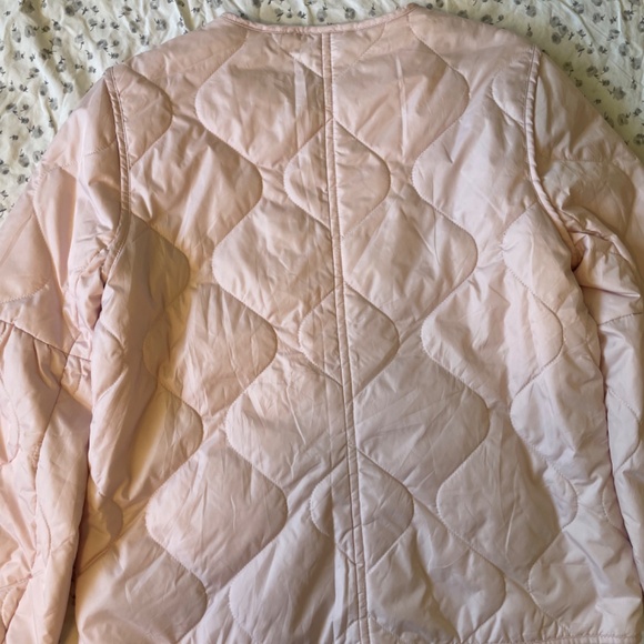 Banana Republic Light Puffer Jacket - Picture 2 of 4